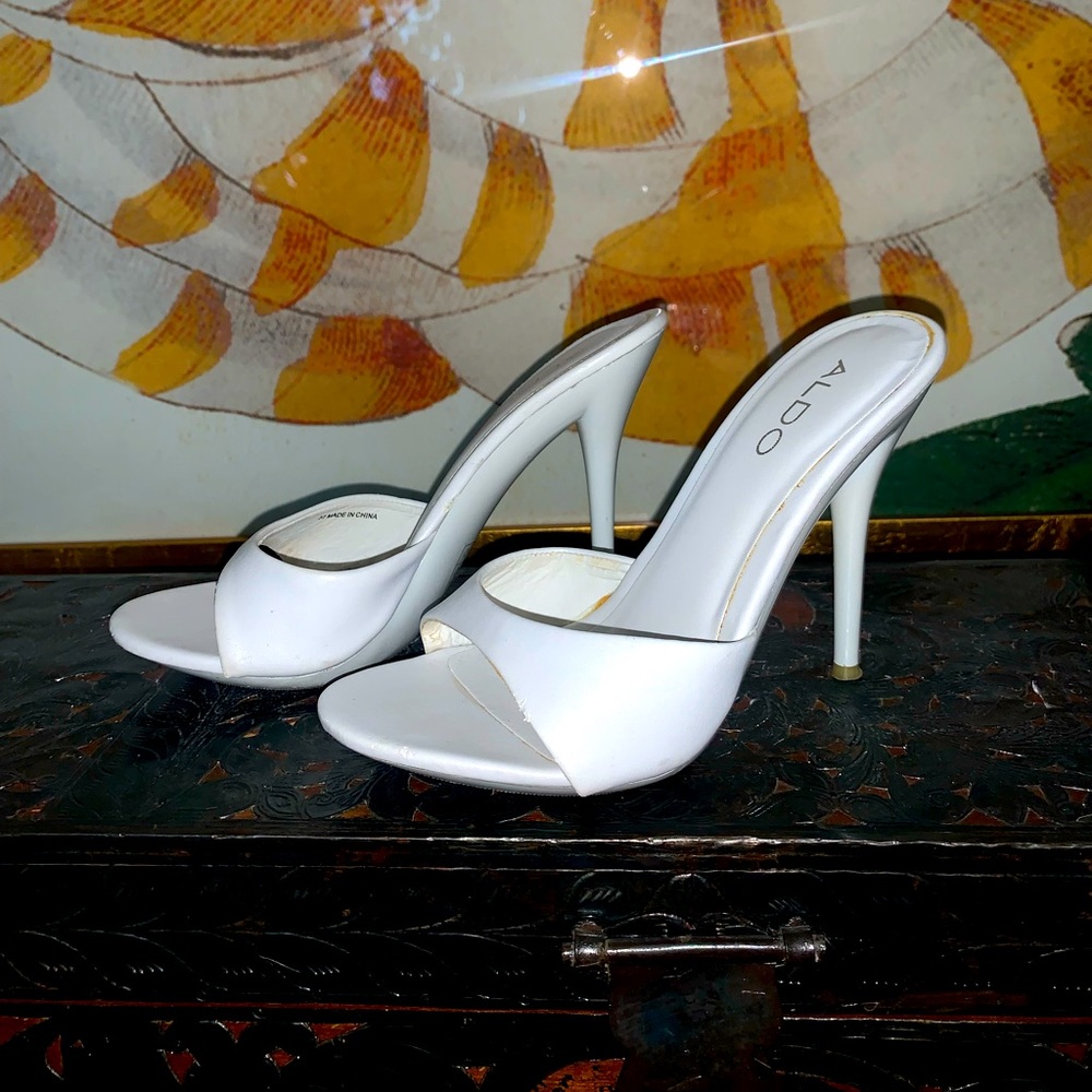 Aldo Size 7 Stilleto Pumps 4.5in heel